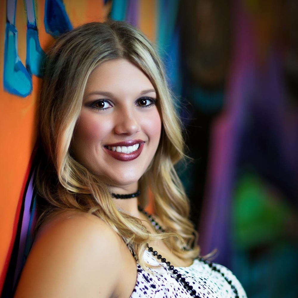 Meet your Posher, Ainsley